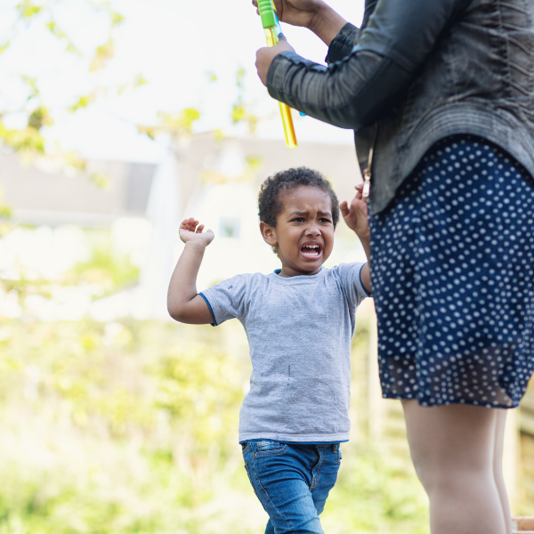 5 conseils pour gérer les crises de colère chez un jeune enfant