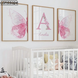 Affiche papillon rose personnalisée pour chambre bébé fille
