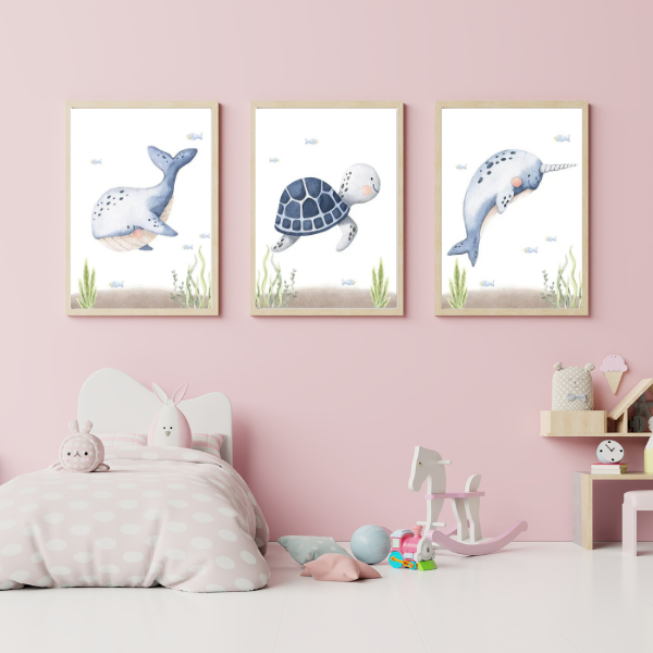 Lot de trois affiches baleine, tortue et dauphin en aquarelle pour une décoration harmonieuse.