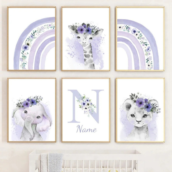 Ensemble de cadres déco bohème pour chambre bébé fille, animaux et motifs arc-en-ciel aux teintes douces.