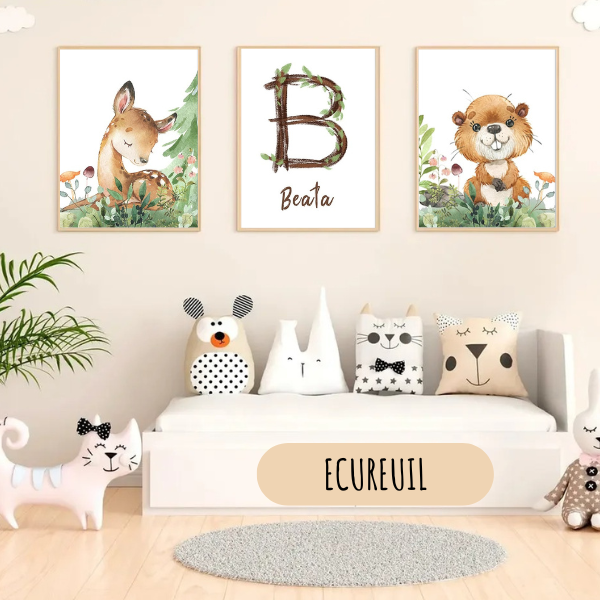 Triptyque d’affiches murales pour chambre d’enfant avec écureuil aquarelle et décor forêt