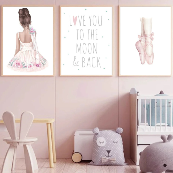 Affiche murale avec inscription "Love you to the moon & back", idéale pour une décoration de chambre bébé fille.