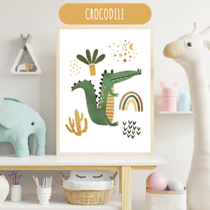 Affiche d’un crocodile mignon sur fond bohème pour une décoration murale naturelle et ludique.