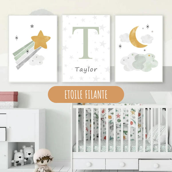 Ensemble de trois affiches étoiles filantes, lune et prénom personnalisé en vert sauge, parfait pour une chambre d’enfant.