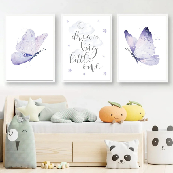 Lot de 3 affiches murales avec motifs papillons violets, idéal pour une déco poétique et apaisante