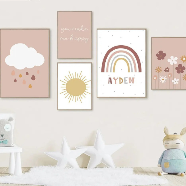 Lot de 5 affiches murales aux tons naturels pour une décoration bohème et terracotta dans une chambre d’enfant ou de bébé.