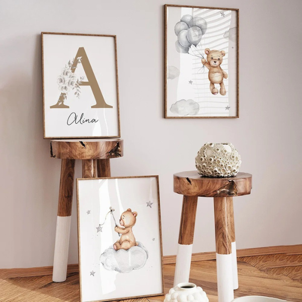 Poster ourson sur nuage et initiale florale personnalisable pour chambre bébé
