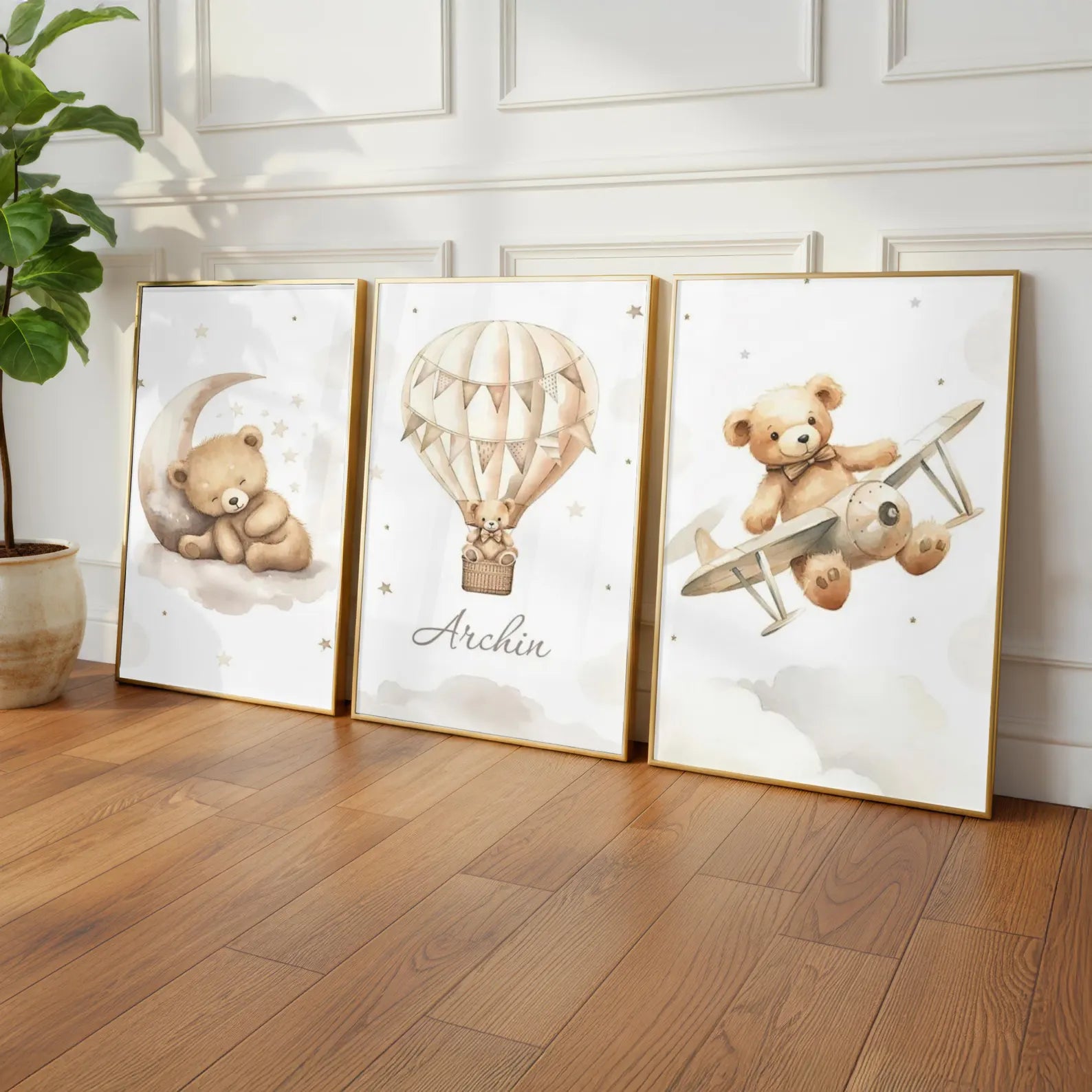 Affiche personnalisée ourson chambre bébé, décoration murale neutre beige marron, ambiance chaleureuse et rassurante