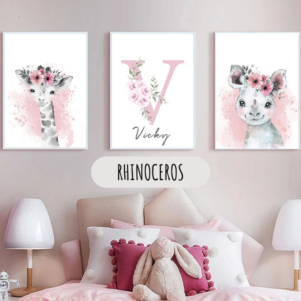 Affiche bébé rhinocéros illustré à l’aquarelle avec fleurs roses, décoration murale poétique pour chambre enfant.