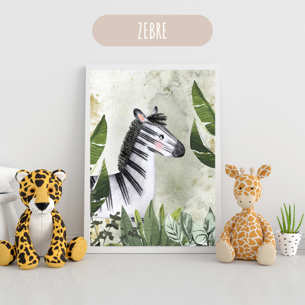 Affiche représentant un zèbre dans une ambiance jungle, idéale pour une décoration murale naturelle et apaisante.