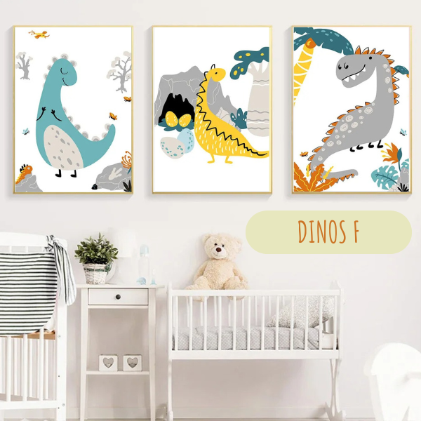 Lot de 3 affiches dinosaures colorées pour une décoration murale ludique et originale dans une chambre d’enfant.
