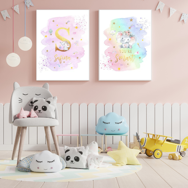 Affiches murales pour chambre bébé avec éléphant illustré et couleurs pastel apaisantes