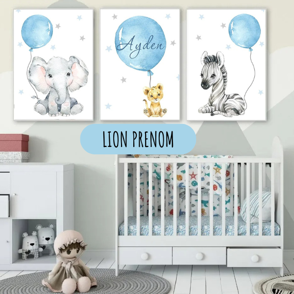 Affiches décoratives pour enfant avec girafe, éléphant et zèbre illustrés tenant des ballons dans un style aquarelle.