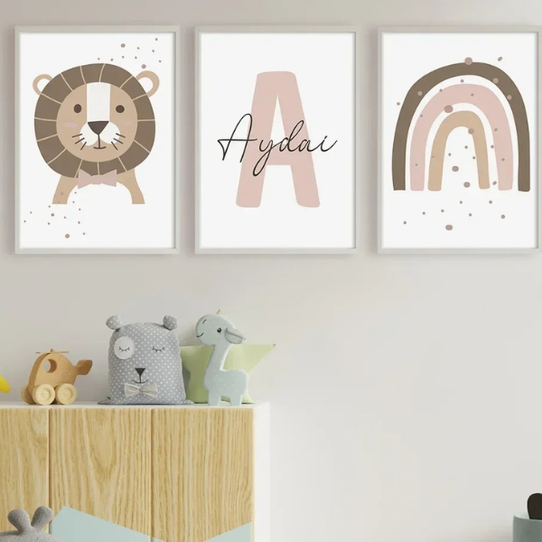 Ensemble d’affiches murales pour chambre bébé avec lion, initiale personnalisable et arc-en-ciel