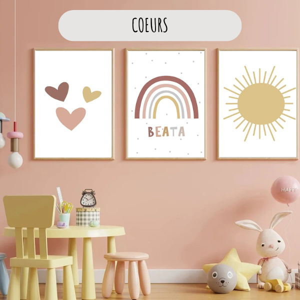 Affiche bohème avec cœurs et couleurs douces, idéale pour une décoration murale de chambre enfant.