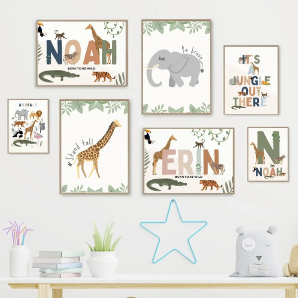 Lot d'affiches jungle avec girafe, éléphant et message inspirant.