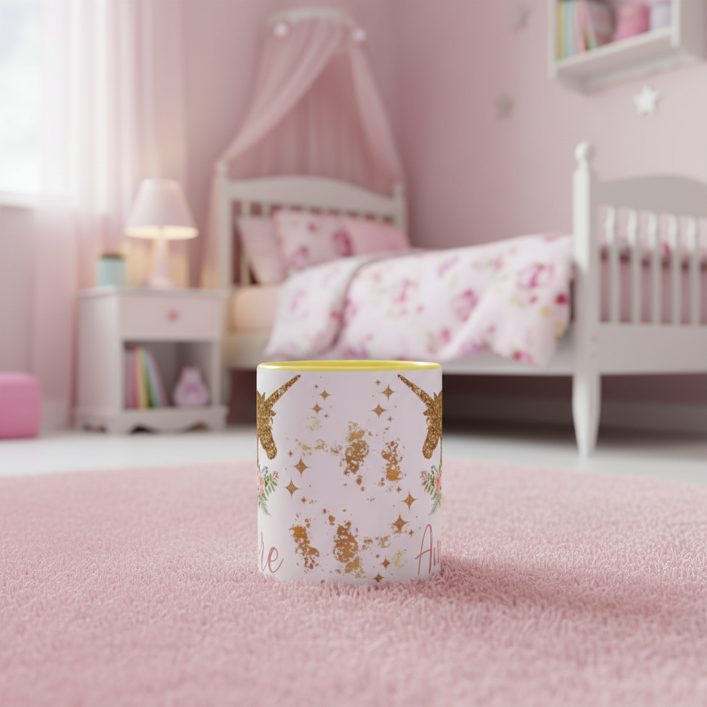 mug enfant en céramique avec illustration licorne dans une chambre enfant décor féerique