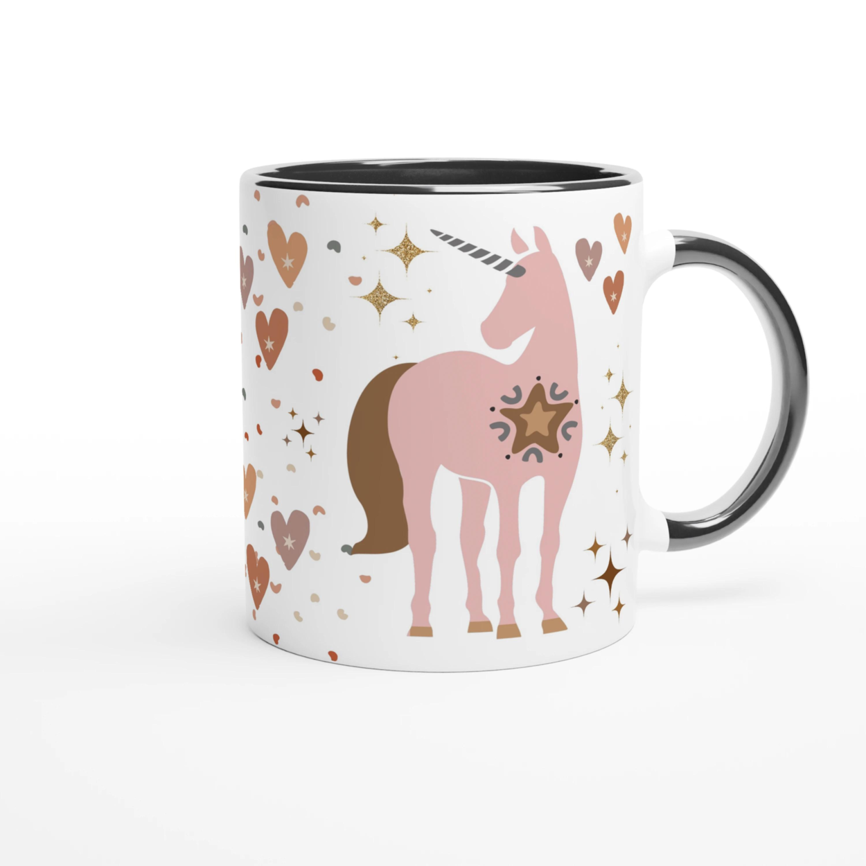 Mug personnalisé avec licorne étoilée et cœur doré, intérieur noir, pour une touche chic et mystique.