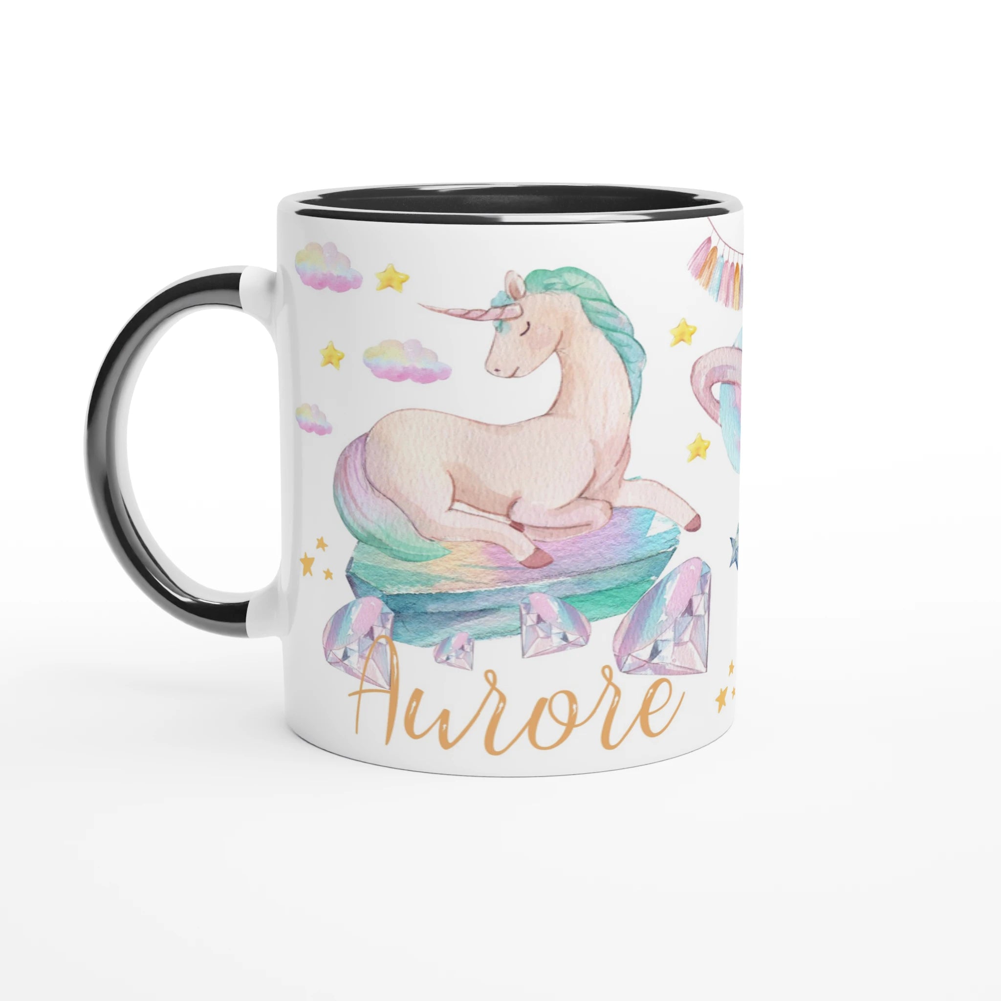 Mug personnalisé avec licorne et ambiance céleste étoilée, intérieur noir, pour une touche chic et mystique.