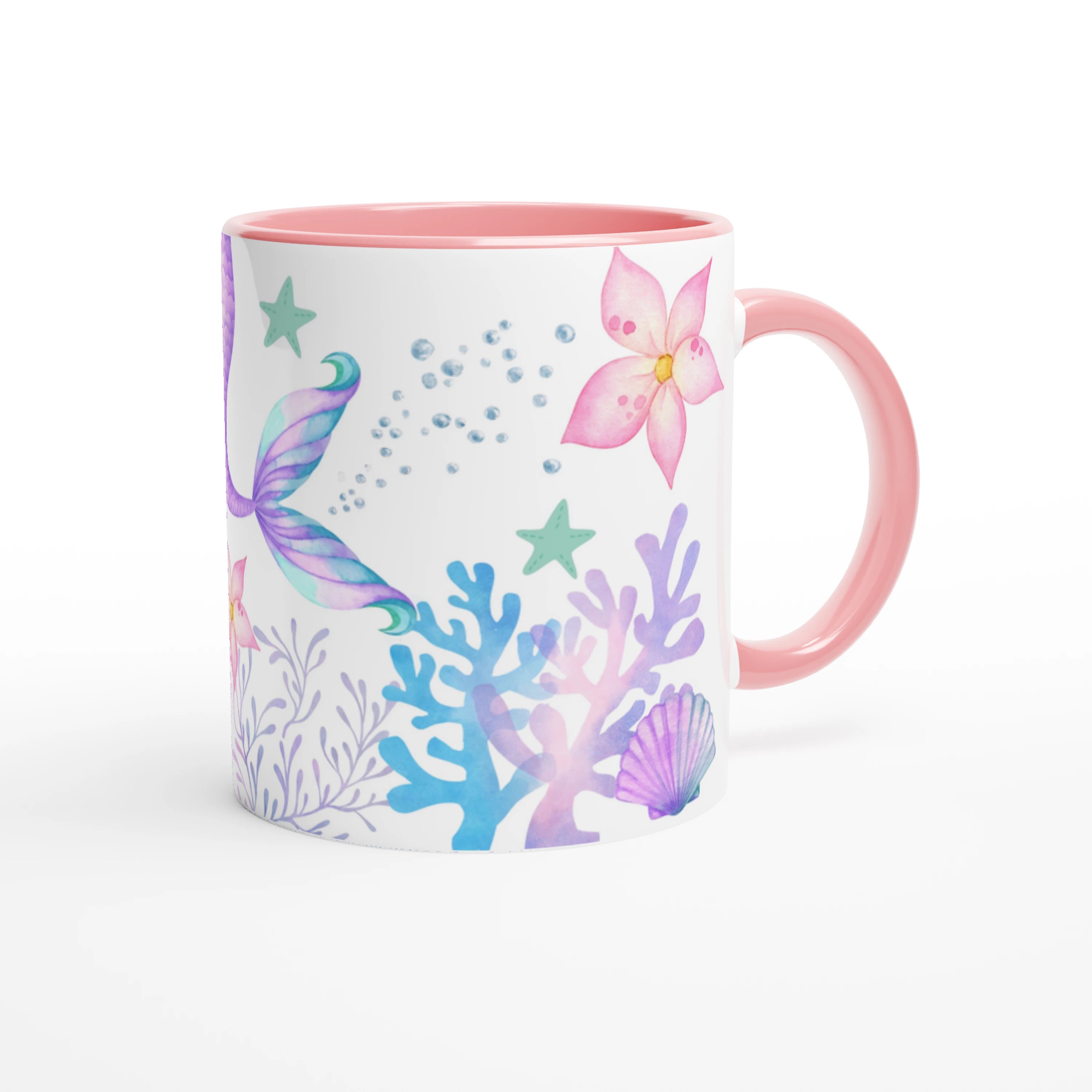 Tasse personnalisée avec motifs de sirène, coquillage et coraux bohème chic, intérieur rose, parfaite pour un cadeau fille élégant.