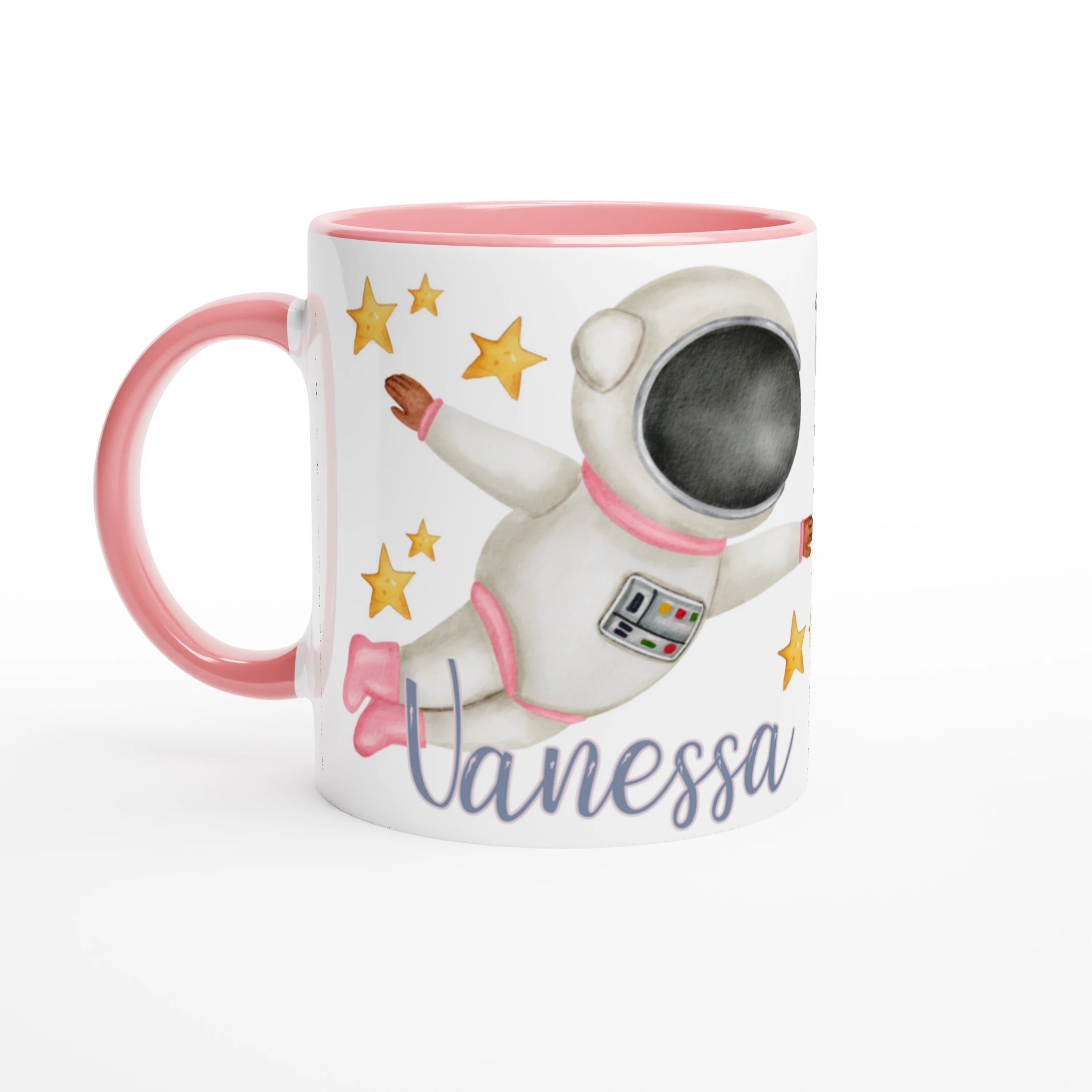 Tasse personnalisée avec exploratrice de l’espace et fusée rose, intérieur rose, idéale pour un cadeau féerique.