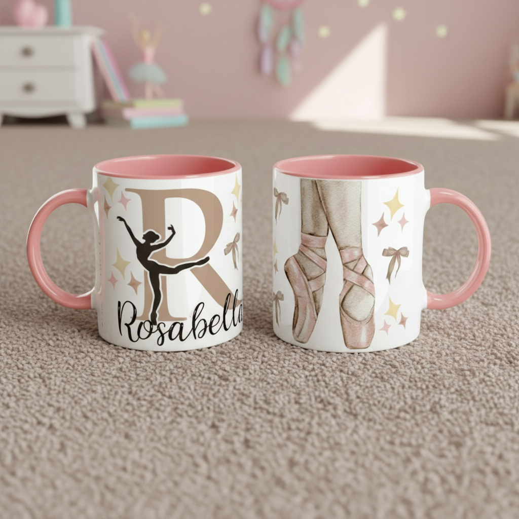 Mug danse classique personnalisé avec initiale et silhouette de danseuse, conçu comme idée cadeau décorative pour enfant amateur de ballet