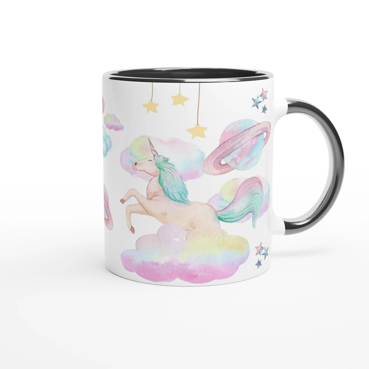 Mug personnalisé avec licorne céleste et décor onirique, intérieur noir, pour une touche élégante et mystique.