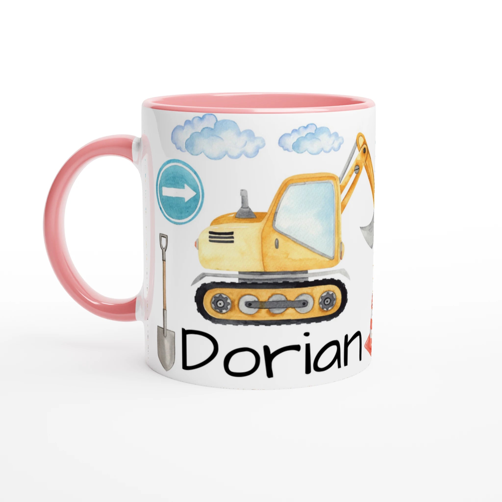 Tasse personnalisée avec camions et panneaux de travaux illustrés, intérieur rose, parfaite pour un cadeau unique et tendre.