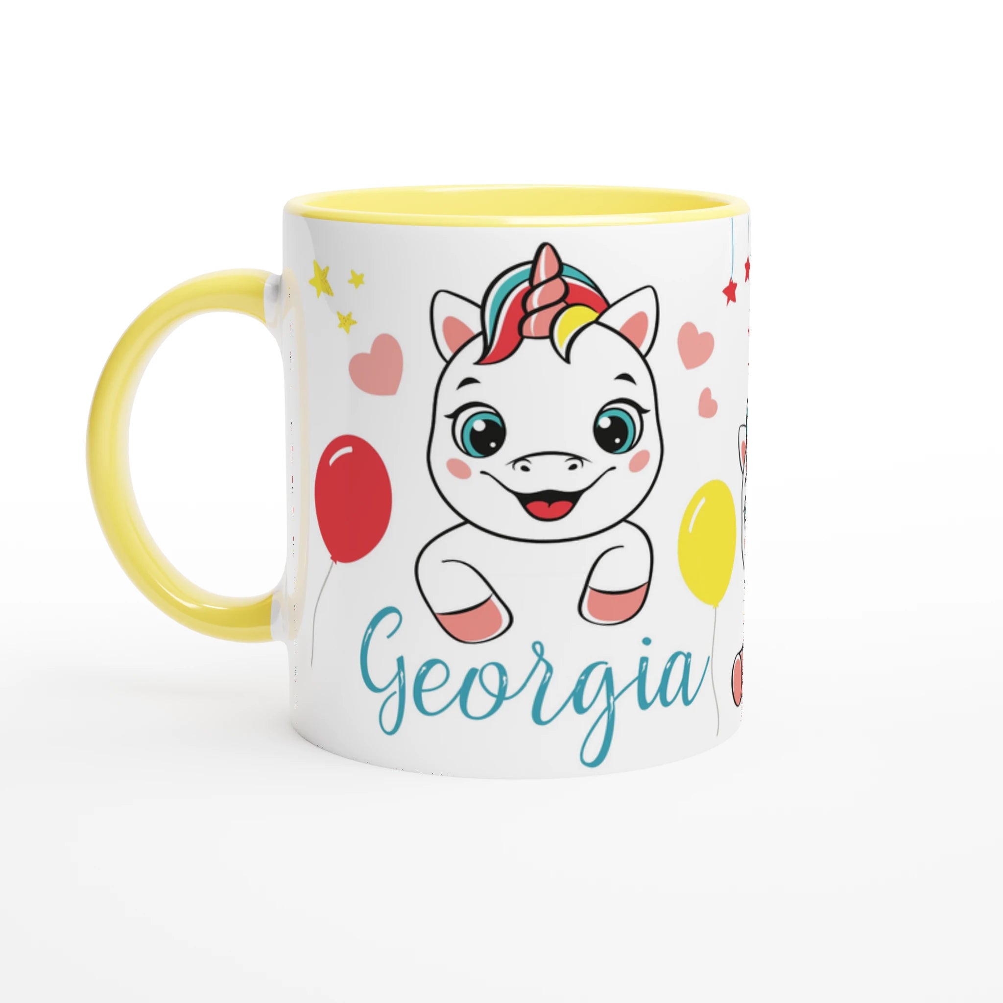Mug personnalisé avec licorne et étoiles scintillantes, intérieur jaune, parfait pour un cadeau joyeux et lumineux.