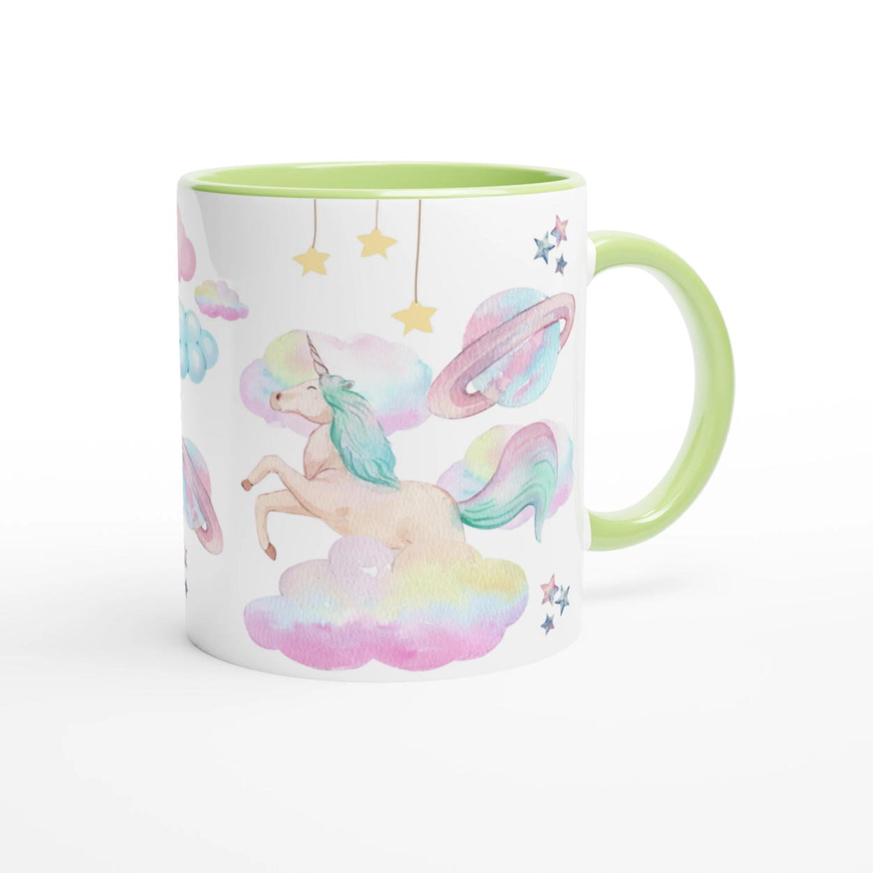 Tasse personnalisée avec licorne et nuages colorés, intérieur vert, un cadeau original et enchanteur.