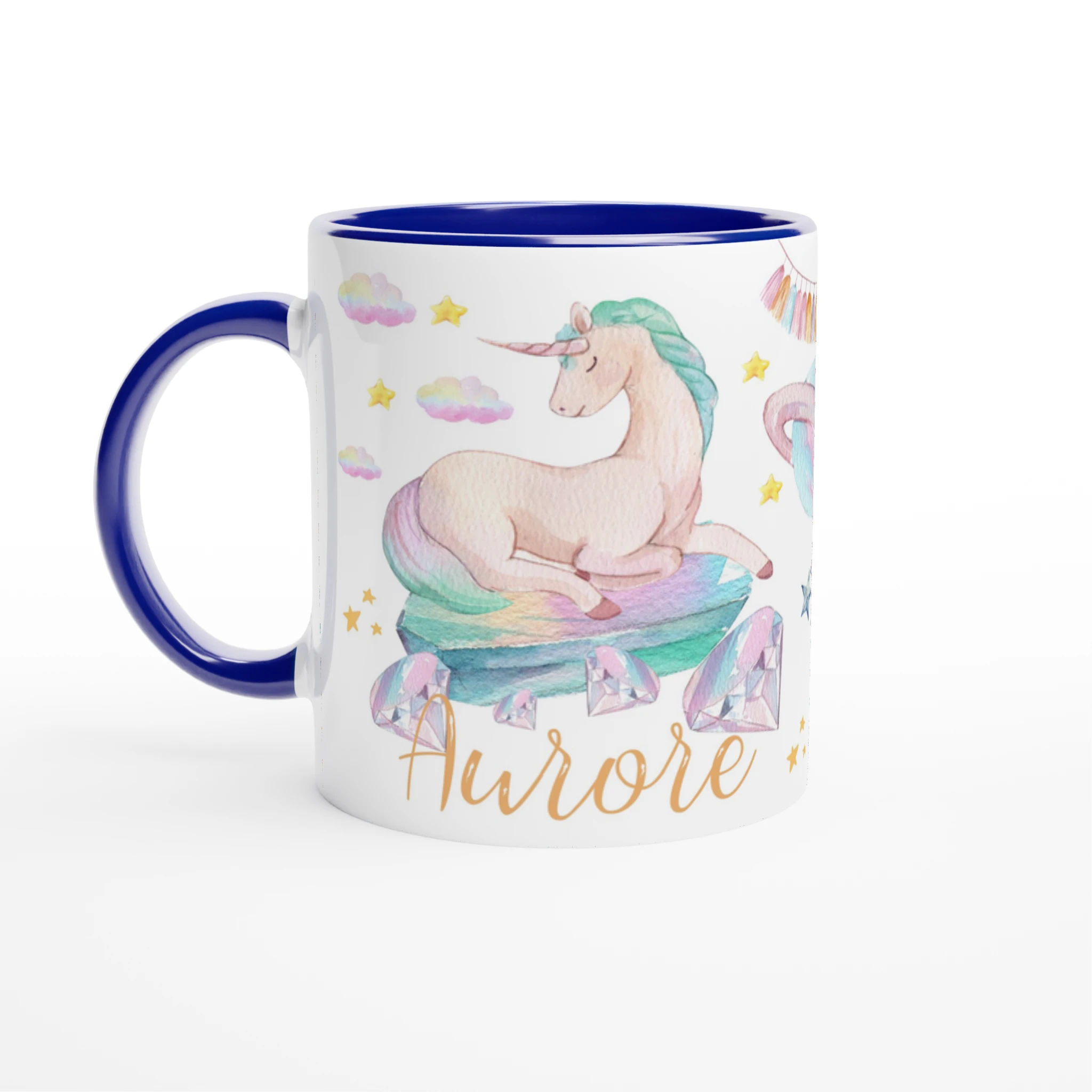 Mug personnalisé avec licorne galopant sur un arc-en-ciel, intérieur bleu, parfait pour une petite rêveuse passionnée de magie.
