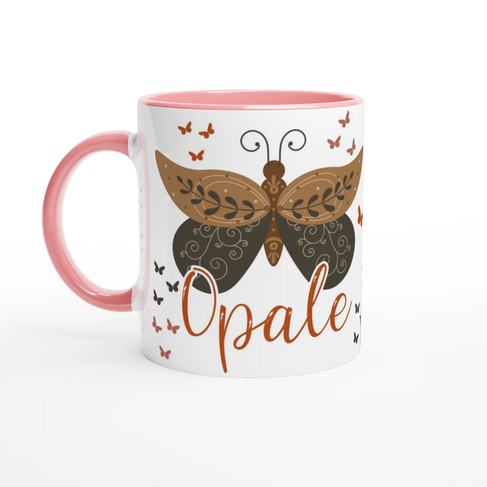 Tasse personnalisée avec illustration papillon et nuages féeriques, intérieur rose, idéale pour un cadeau tendre et apaisant.