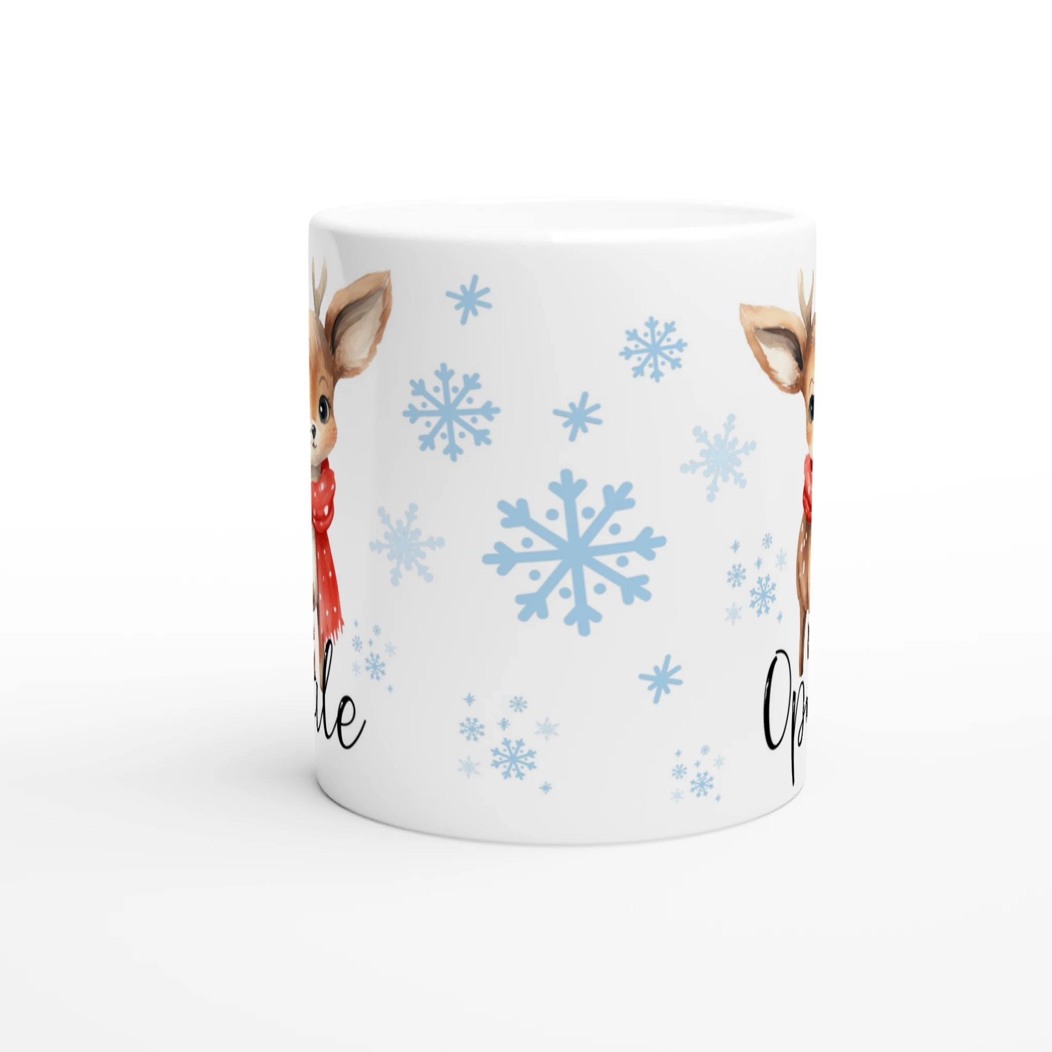 Mug personnalisé enfant avec renne et prénom, fond blanc, parfait pour Noël et l’hiver.