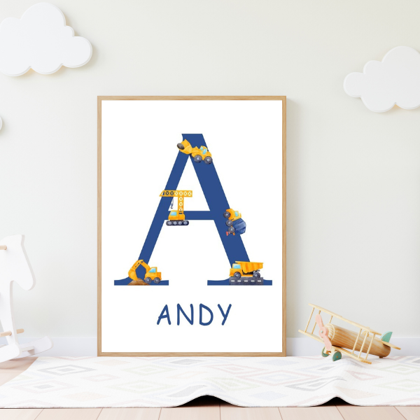 Affiche personnalisable avec une lettre décorée de véhicules de chantier, idéale pour une chambre d’enfant passionné par les engins de construction.