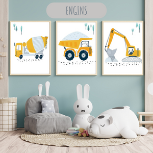 Lot de 3 affiches pour chambre bébé sur le thème des engins de chantier, avec un camion toupie, un tombereau et une pelleteuse.