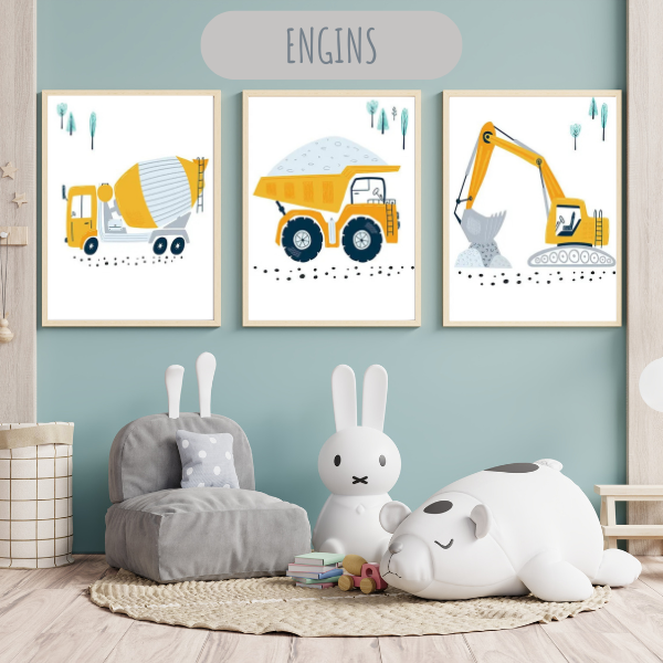 Lot de 3 affiches pour chambre bébé sur le thème des engins de chantier, avec un camion toupie, un tombereau et une pelleteuse.