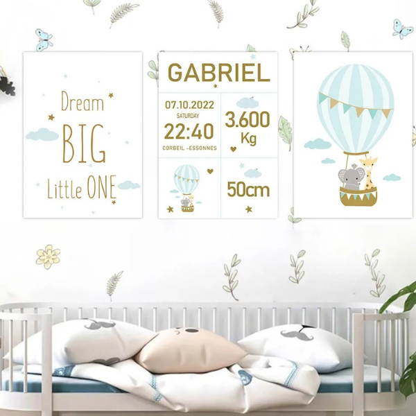 Ensemble de 3 affiches naissance avec montgolfière, citation "Dream Big" et personnalisation prénom et infos de naissance.