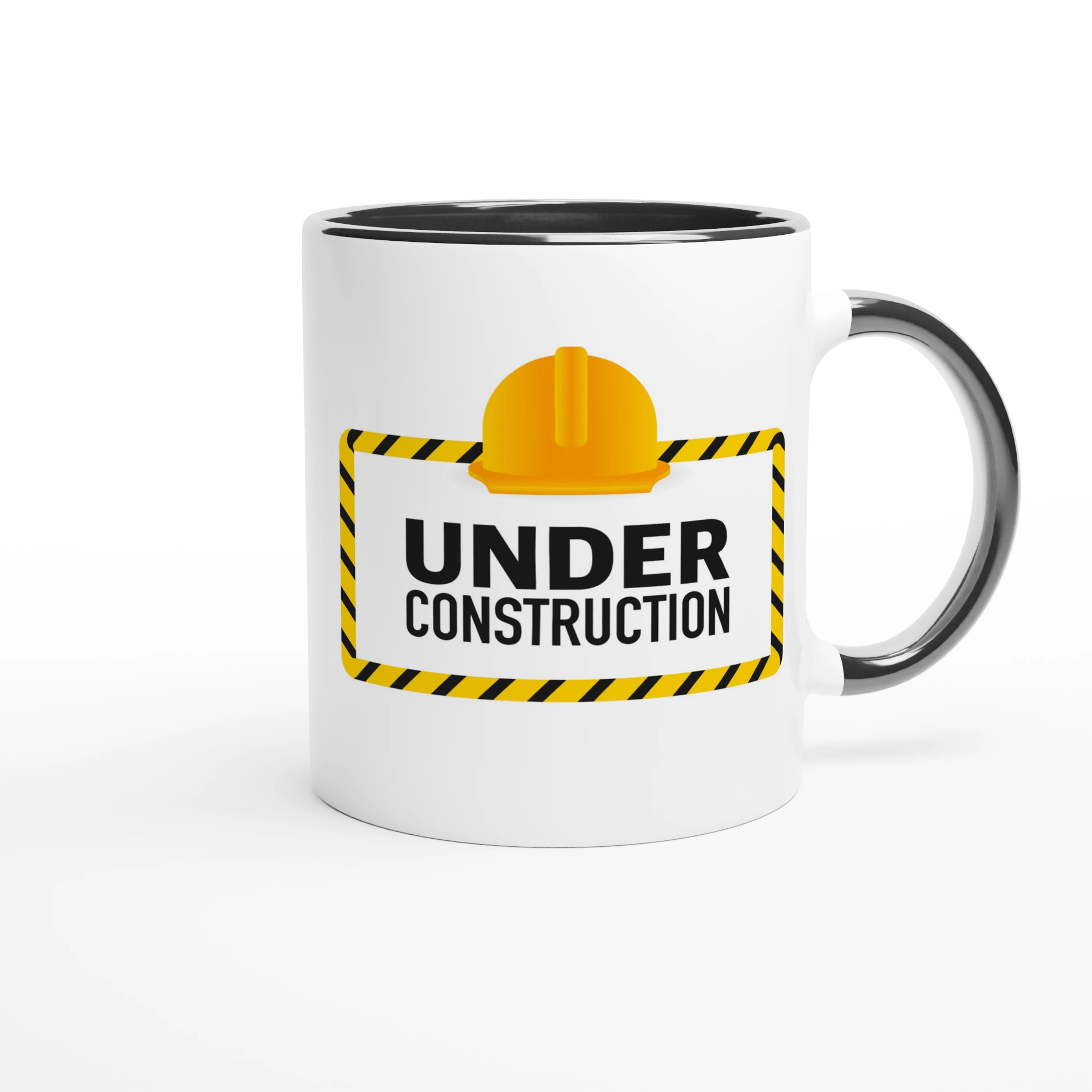 Mug personnalisé avec chantier, grues et panneaux de signalisation, intérieur noir, parfait pour un cadeau moderne et unique.