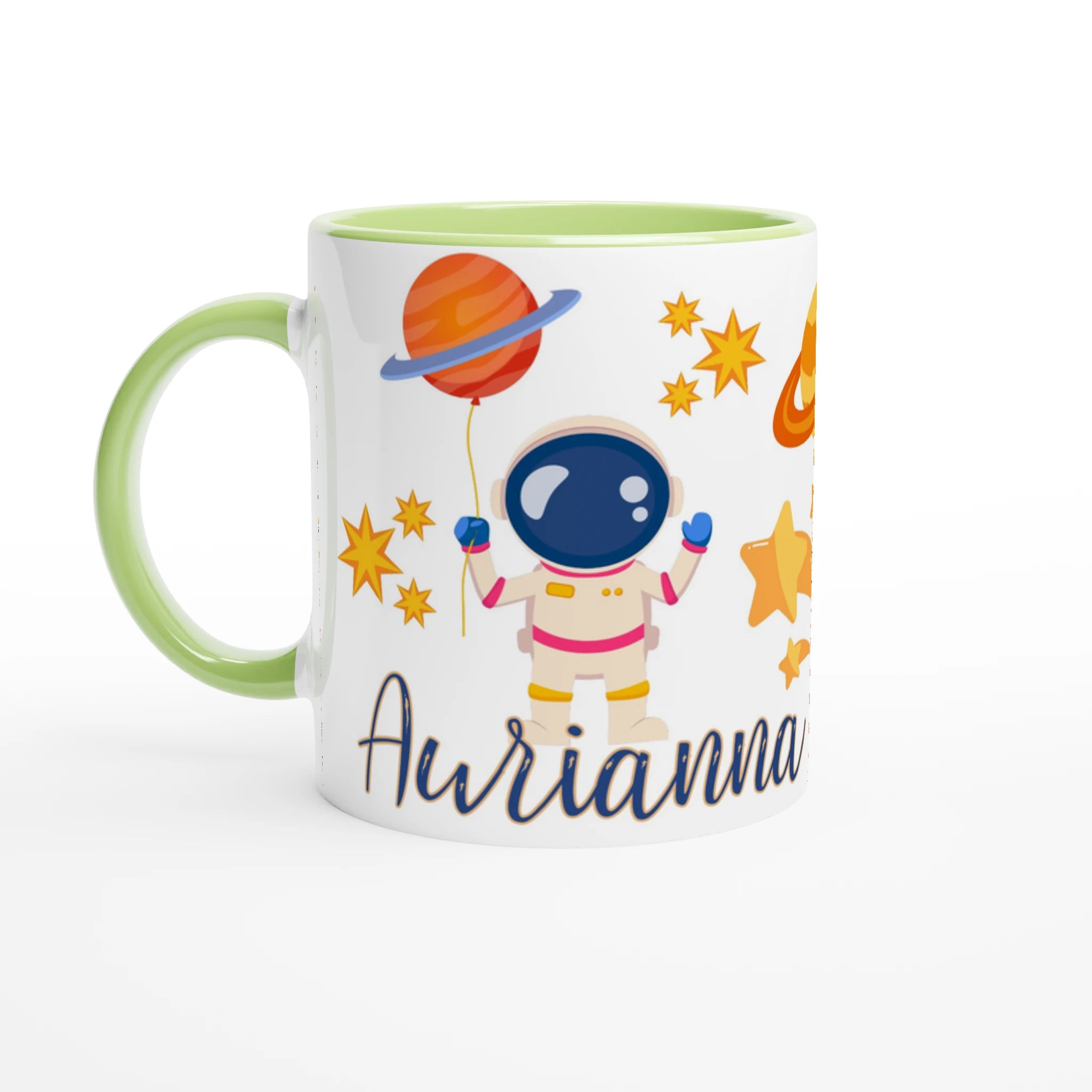 Tasse personnalisée avec dessin d’astronaute et étoiles scintillantes, intérieur vert, un cadeau original et apaisant.