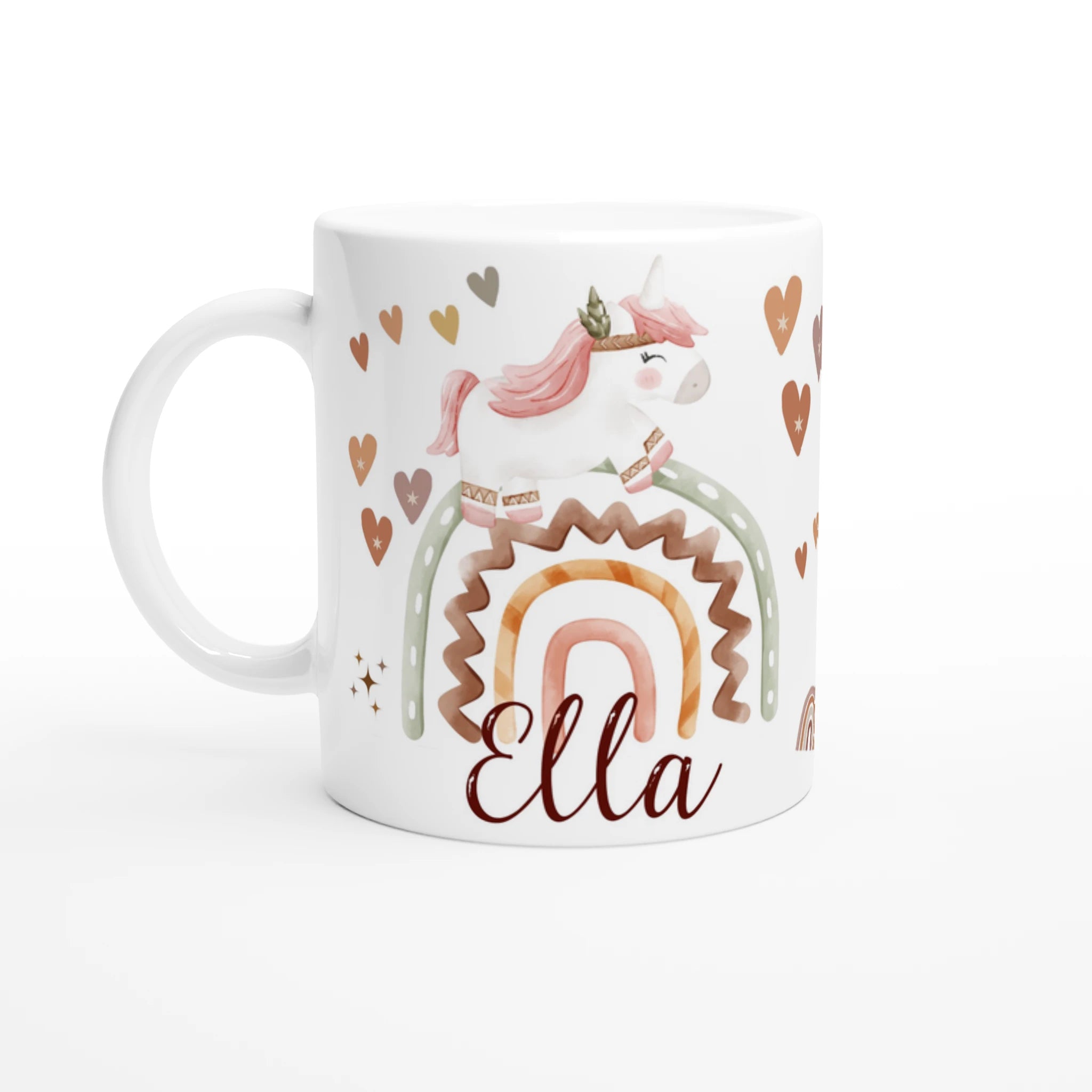 Mug personnalisé tout blanc avec licorne bohème et arc-en-ciel pastel, idéal pour un cadeau doux et féerique.