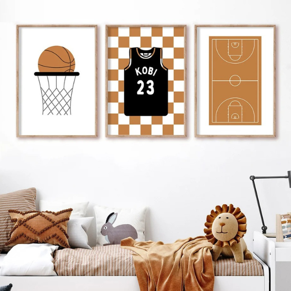 Triptyque d’affiches sur le thème du basket pour chambre d’enfant avec maillot personnalisable