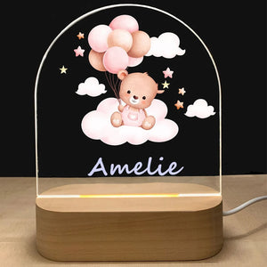 Veilleuse personnalisable bébé ourson rose avec prénom. Lampe LED douce pour chambre d'enfant, cadeau naissance ou baptême unique.