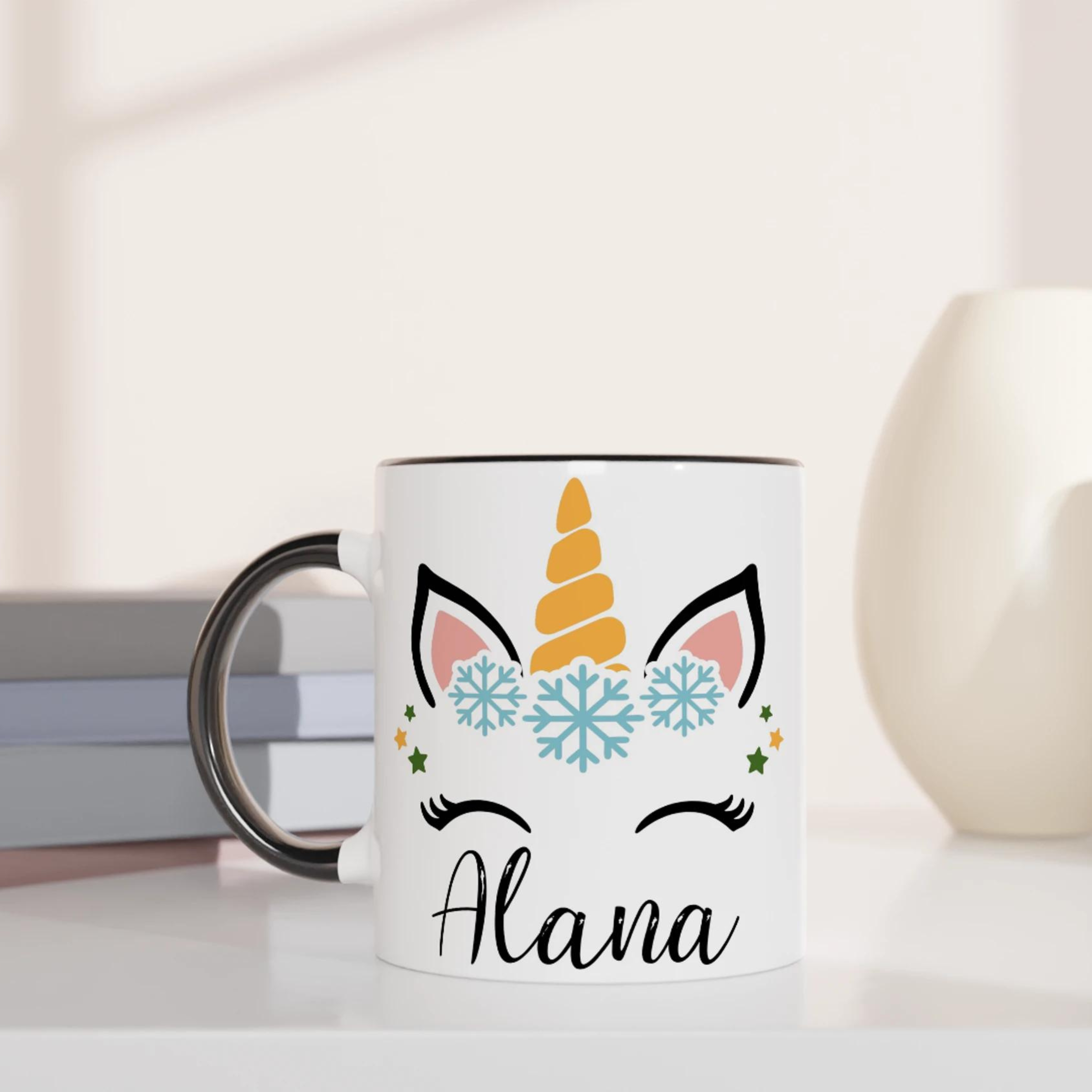 Mug Licorne de Noël Personnalisé avec Prénom – Flocons Magiques