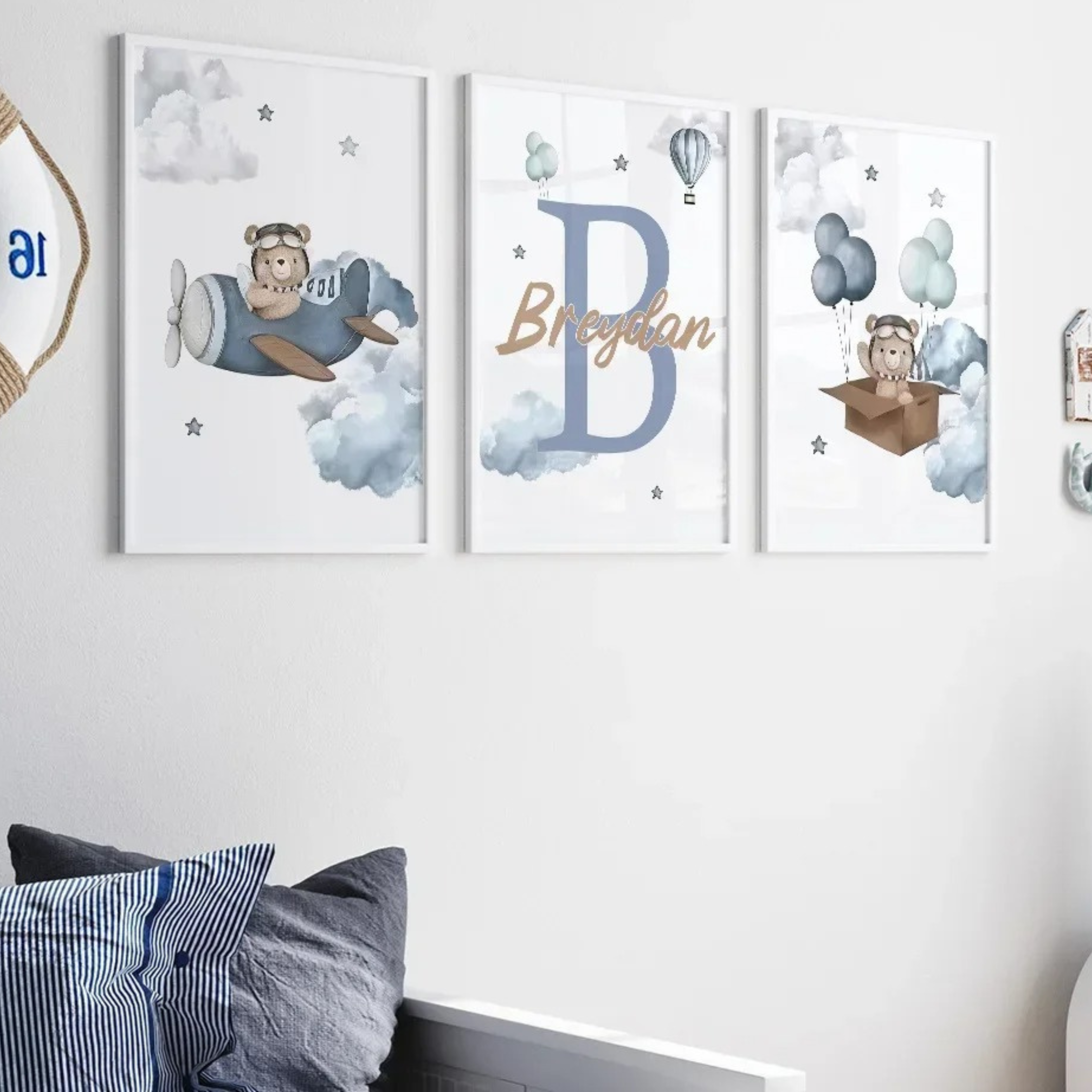 Lot de 3 affiches personnalisées avec avion et prénom pour chambre bébé garçon

