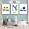 Triptyque d’affiches pour chambre d’enfant avec illustrations de voitures et bus colorés