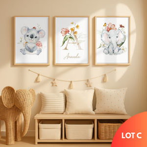 Affiche safari bébé personnalisée avec koala et éléphant, décoration murale chambre bébé fille ou garçon, affiche prénom avec initiale florale, parfaite pour un cadeau de naissance unique.