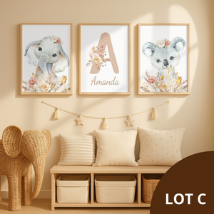 Affiches safari personnalisées pour chambre bébé avec éléphant et koala, affiche prénom avec initiale florale, décoration murale douce en toile coton.