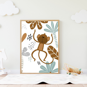 Affiche illustrée avec un singe suspendu dans un décor tropical, pour une chambre bébé jungle