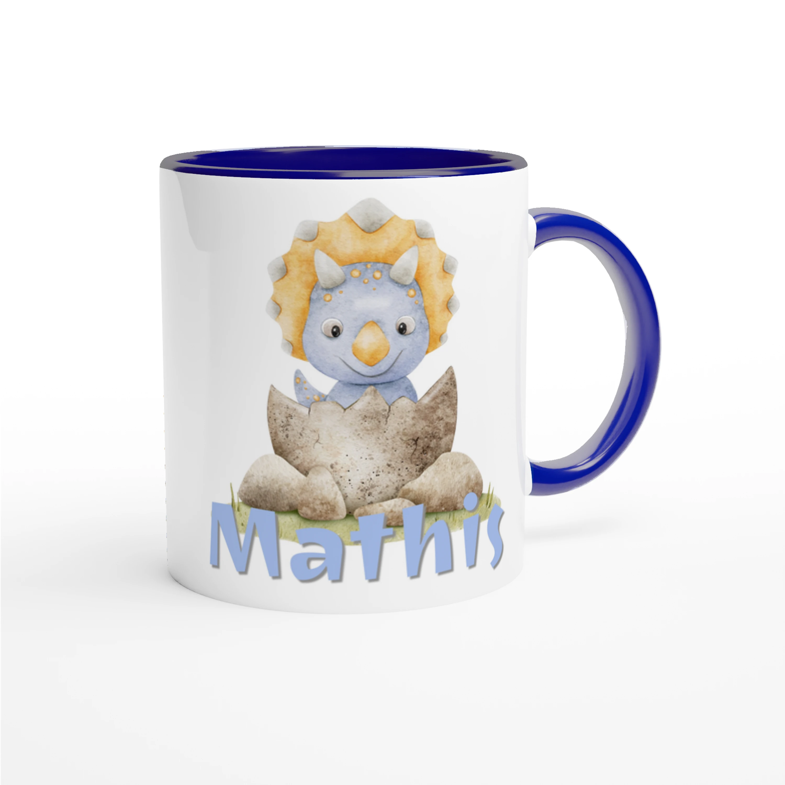 Mug personnalisé avec bébé dinosaure triceratops, intérieur bleu, idéal pour enfant.