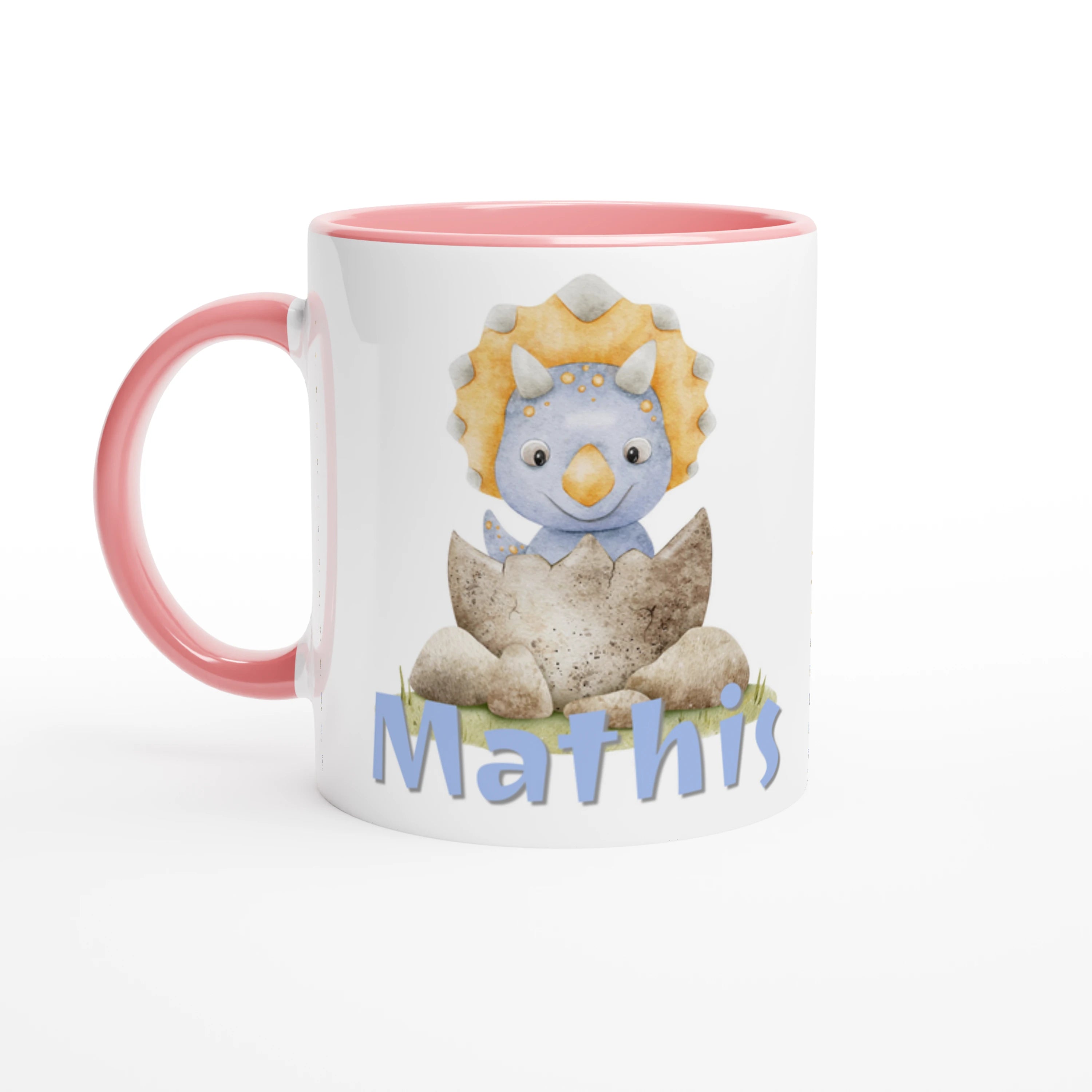 Mug dinosaure avec prénom et bébé triceratops, intérieur rose, cadeau adorable pour enfant.